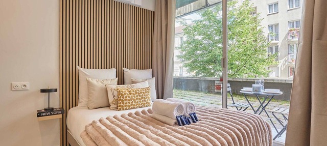 Elegant AC Suite - Eiffel Tower - Beaugrenelle in Paris
