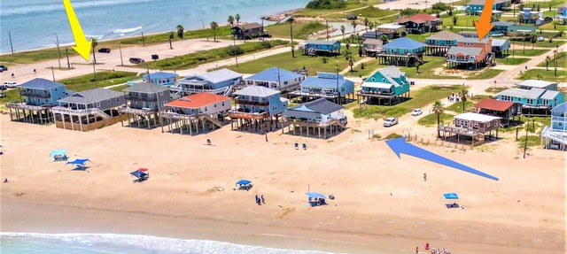 Elevator, Pickleball, Hot Tub, Jacuzzi suite, Sleeps 26 "Generations Retreat" in Surfside Beach