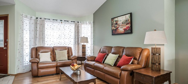 Entire large house! 8 bedrooms & 4Baths! Close to airport! in Calgary