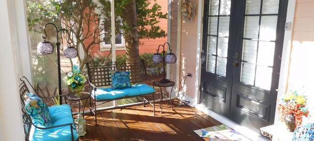 *FREE GOLF-2Golf Carts! Screened Porch~Free Activities! Pet Friendly, BUNGALO in Miramar Beach
