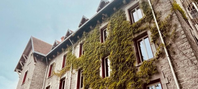 Gite Vert, Four Stars Independent Apartment in an ancient Manor in Plainfaing