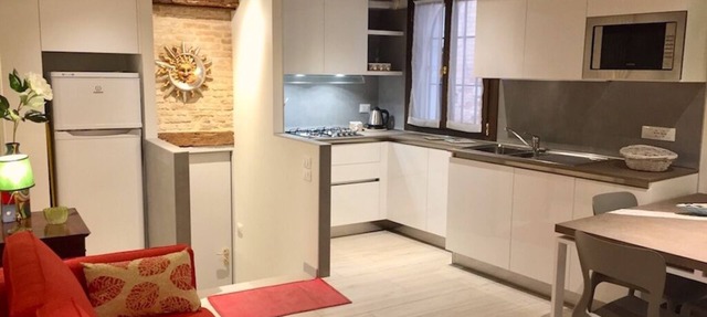 Great Location! New! 2 bedrooms & 2 bathrooms in Venezia