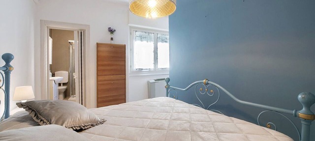 Holiday Home 'Miki' with Private Terrace, Wi-Fi and Air Conditioning in Sarnico