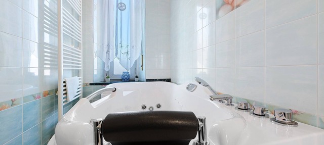 Holiday Home 'Sofìa' with Private Terrace, Balcony and Air Conditioning in Torino