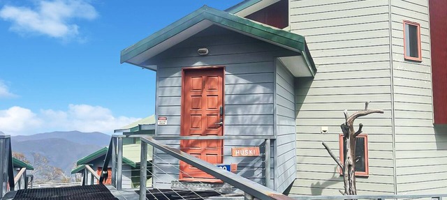 Huski Ski Club: 4 BR, 4 BA Apartment in Mt Buller, Sleeps 16 in Mt Buller