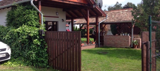 Kolcsár vendégház in Nagyhegyes