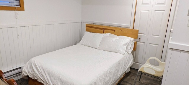 Lake front Cottage for Rent in St-Donat/Chalet sur lac à louer in Saint-Donat-de-Montcalm