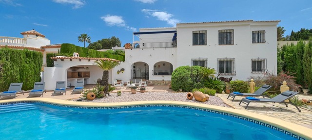 Large and comfortable villa with private pool in Javea, on the Costa Blanca, Spain for 8 persons in Javea