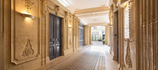 le Pavillon Ponthieu - Champs-Élysées - A House in Paris - Air Conditioning in Paris