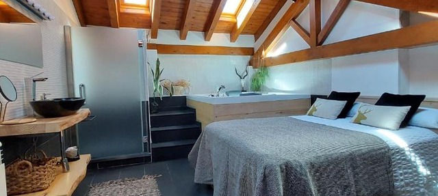 Lo Attic in Sort