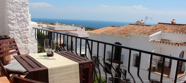 Luxurious penthouse flat with sea view in Nerja