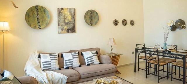 Mangrove Serenity: Luxurious 2BR Apartment in Abu Dhabi