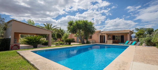 Mariposa - Pretty house with garden and pool in Muro