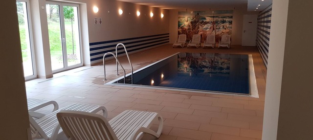 Modern apartment in direct beach location/POOL/sauna/W-LAN, parking included in Baabe