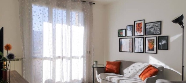 Modern, Bright,Lake view in Intra