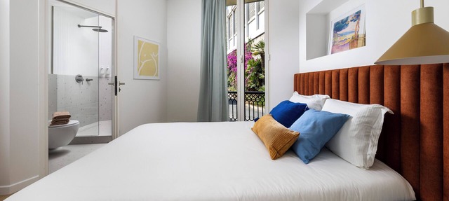 New Designer Studio Centrally Located AC, Fiber in Monaco
