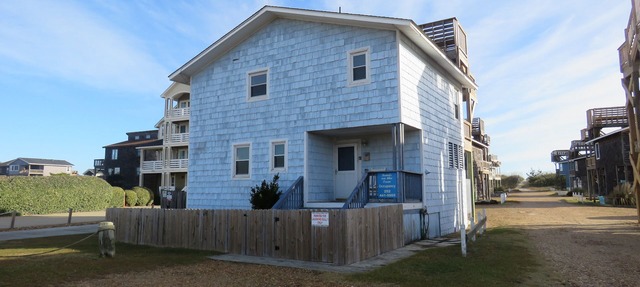 Ocean Side/Crow's Nest Views/Fenced pet yard/xbox one S/pet friendly in Nags Head
