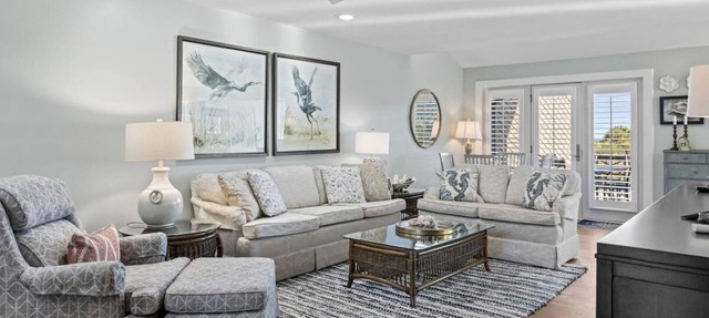 Oceanview 4 Bdrm 4.5 Bath Townhouse 3 Levels in Pawleys Island