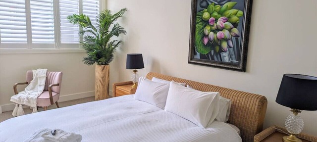 ONE Luxury Apartment in Devonport