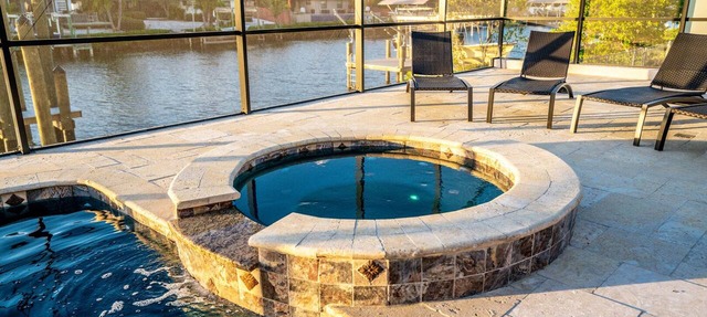 Paradise Waterfront Resort Pool Spa Dock Kayaks Pets, Ext. stay&Sep-Oct Specials in Apollo Beach