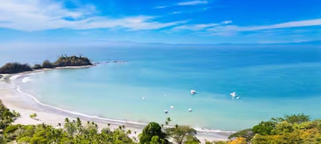 Playa Mantas - 7th Floor - Sea View - Beach Club Access - Balcony - Beach in Punta Leona