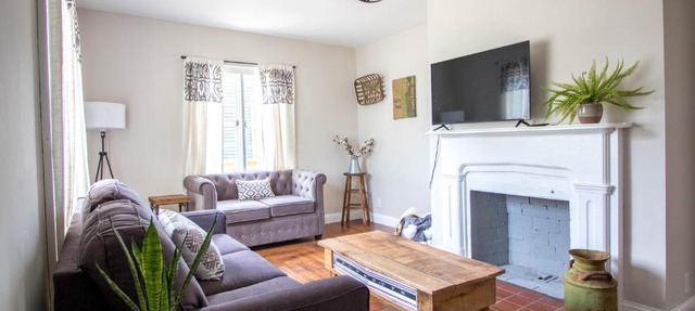 Prickly Pair Suites in Dry Ridge