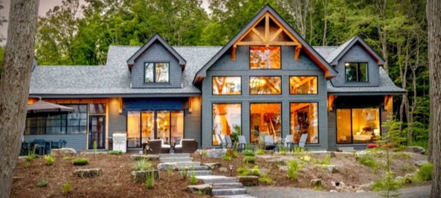 Recently built high end very private Lakefront family cottage in Ryerson