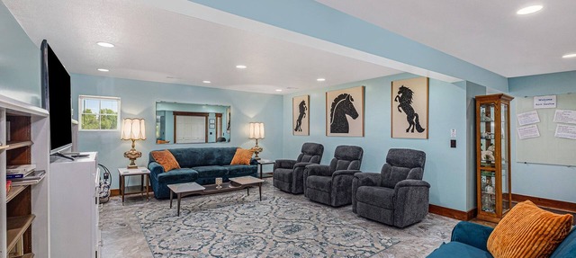 Renovated Dairy Barn – 4 Bedrooms, 5 Beds, 2.5 Baths, Huge, Accessible & Stylish in Byron Center