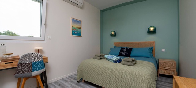Room 'Houat' with Shared Terrace, Wi-Fi, and Air Conditioning in PLOEREN