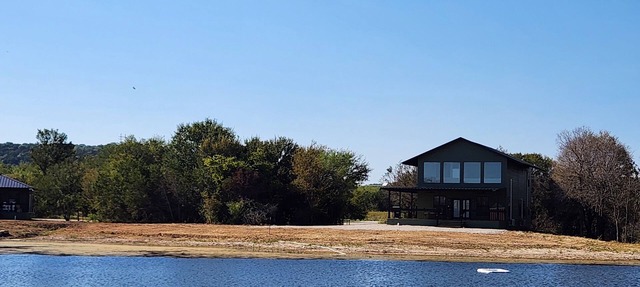 Rustic Secluded Getaway – 3BR Cabin with Private Pond, Near Possum Kingdom Lake in Graford