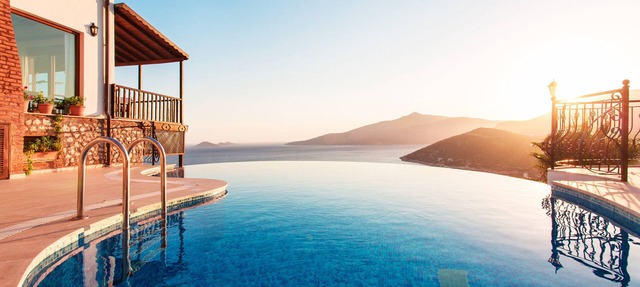 Secluded & Luxurious Mediterranean Villa w/Heated Infinity Pool & Kids' Pool in Kalkan