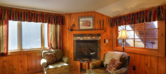Second Wind - Private vacation home right on Mooselookmeguntic Lake in Rangeley