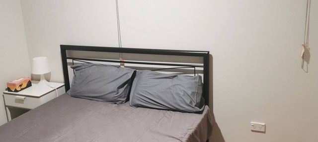 Shared house with other guests near shopping center and theme park in Upper Coomera
