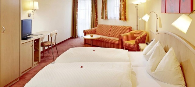 Shared Rooms in the Main Building - Landhotel Kaserer in Bramberg am Wildkogel