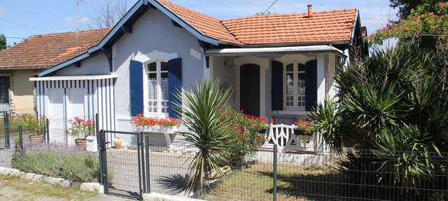 SPECIAL OFFER: Charming home in Arcachon near the harbor, halfway between Cap Ferret and Arcachon in Audenge