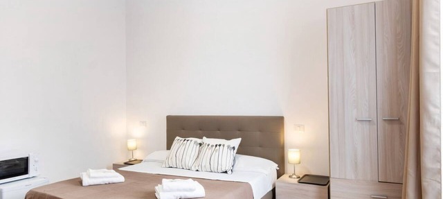 Studio with private bathroom is a part of the San Vincenzo Rooms Guest House and is perfect for 2 guests. The accommodation is located in the renovated period building in Vigonza, which is 10 minutes by car from the center of Padua and on the direct rout in Vigonza