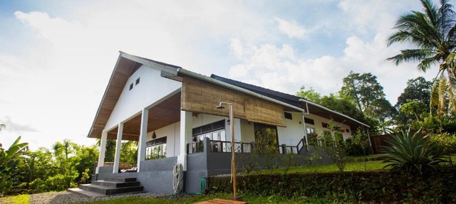 SuliBreeze B&B in Ambon
