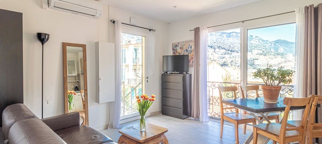 T2 garden, close to amenities MC in Beausoleil