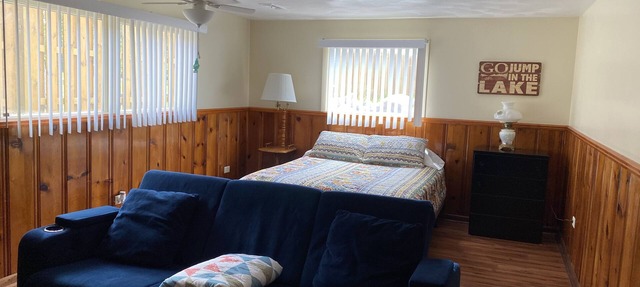 "The Beach Hive" unit 1; lower-level apartment on the Lake in Geneva