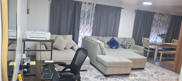 The Extravagant minimalist 2 in Gatineau