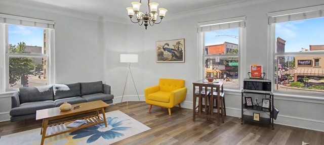 Unique 1 BR/1BA Stay in Downtown - 204 in Champaign
