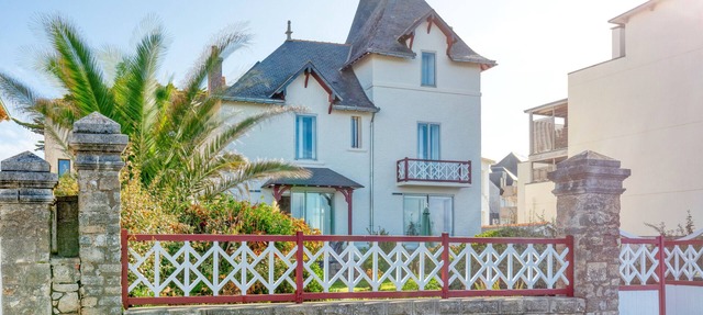Villa 'Lin Et Maree Face Océan' with Sea View, Private Garden and Wi-Fi in Croisic