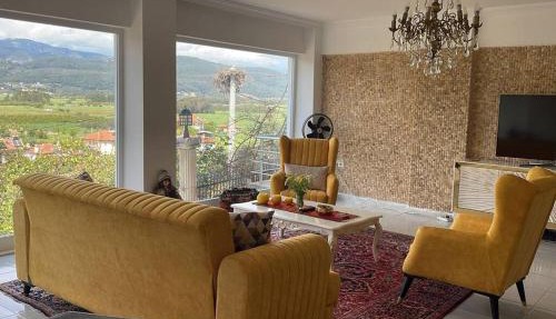 Villa mit Pool extravagant, luxuriös in Ula