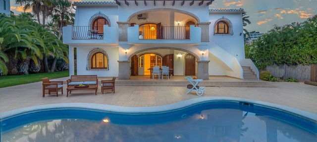 Villa Tabarca by Abahana Villas in Benissa