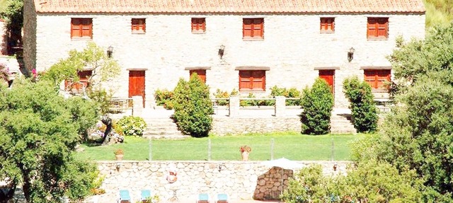 Virgen de la Cabeza Rural House in Valencia de Alcántara