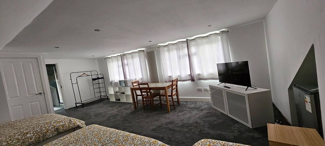 Windsor Luxe Living – 3BR Near Windsor Castle in Windsor