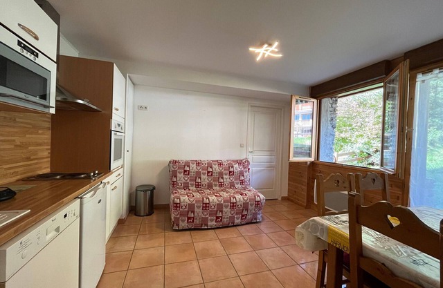 Charming apartment in Pra-Loup with parking and ski box in Pra-Loup