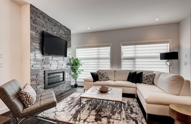 KENSINGTON LODGE 2 in Calgary