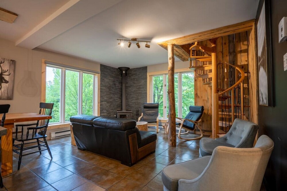 Photo of Livingroom in Saint Donat