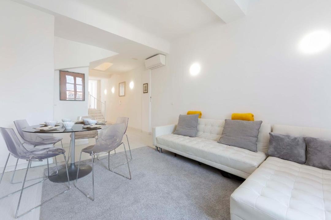 Photo of Livingroom in Antibes Old Town